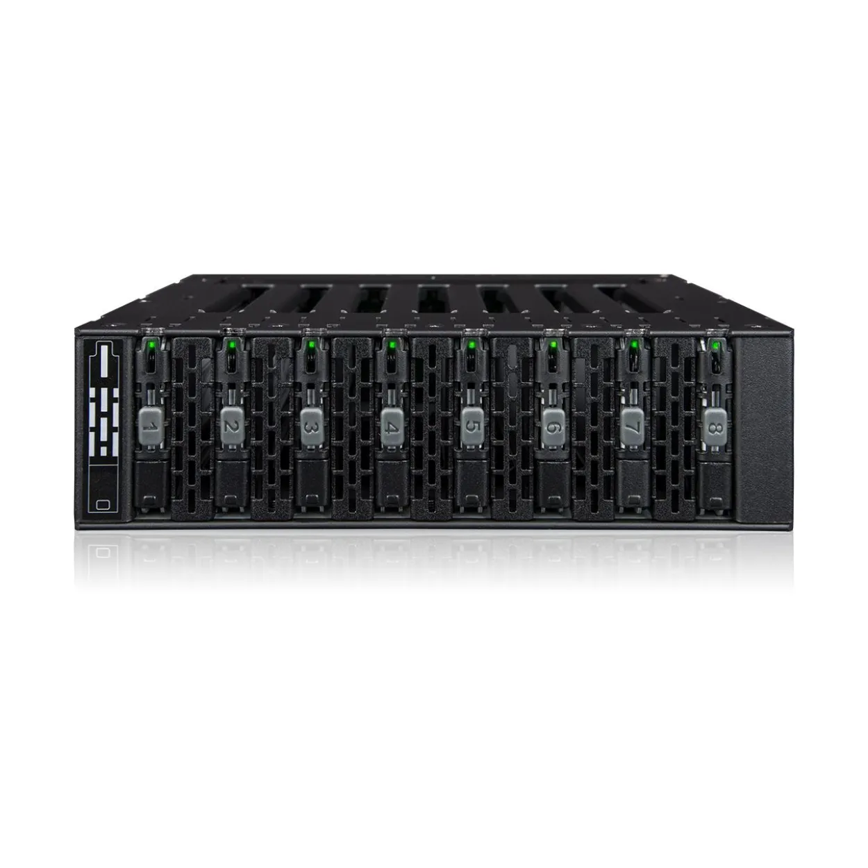 Icy Dock ToughArmor 8x M.2 NVMe SSD PCIe 4.0 (8x OcuLink)