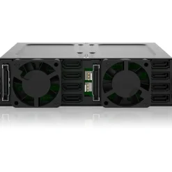 IcyDock 8x2.5