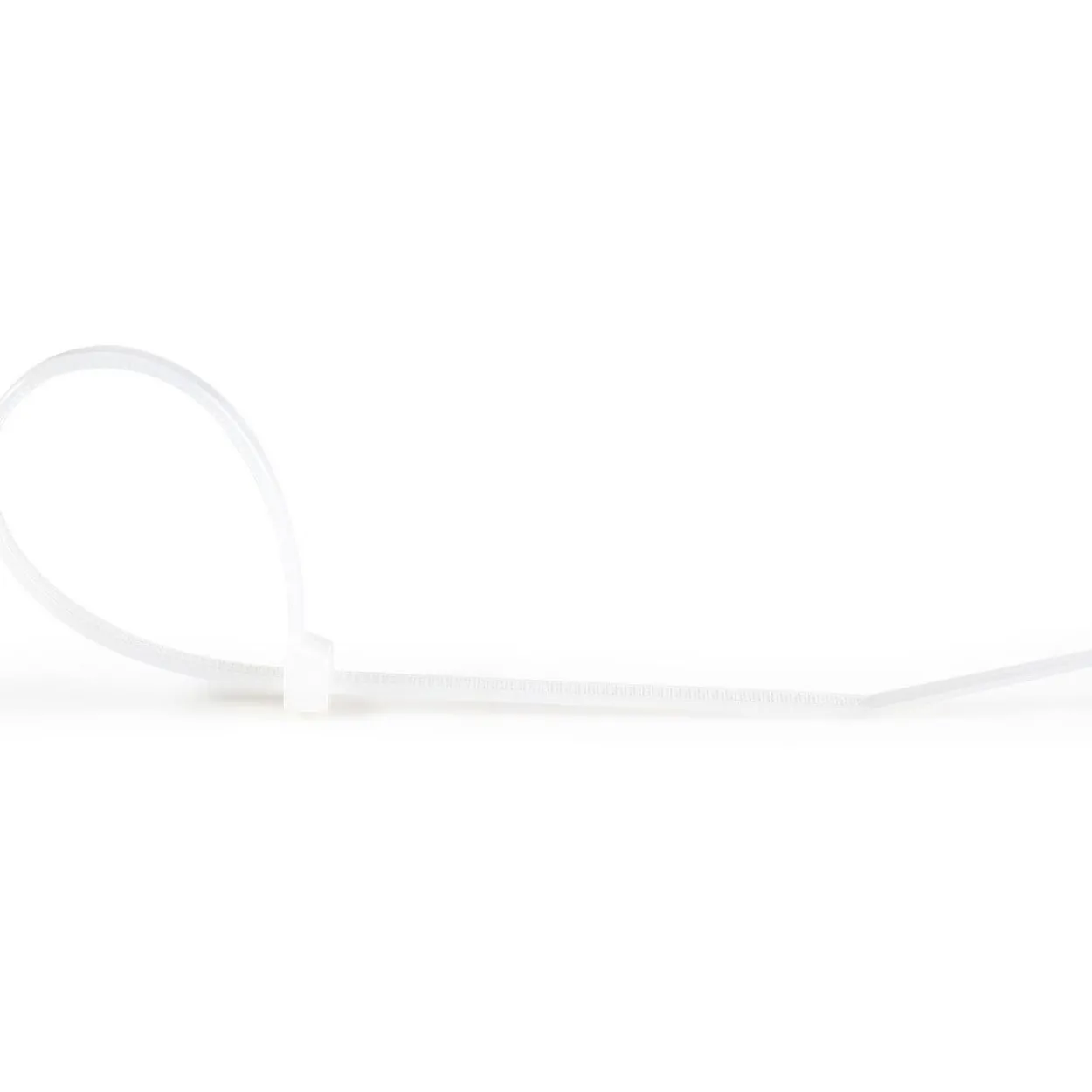 Startech Kabelbinder 203x4mm selbstsichernde Nylon-Kabelbinder mit gebogener Spitze 94V-2/UL weiss 1000 Stück