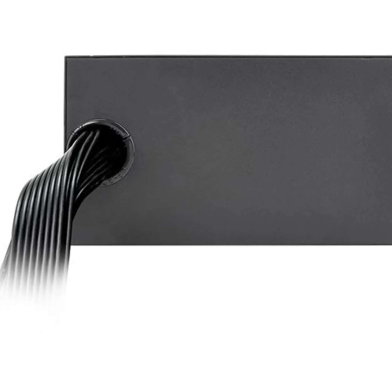 700 Watt Thermaltake Smart W3 Non-Modular 80+